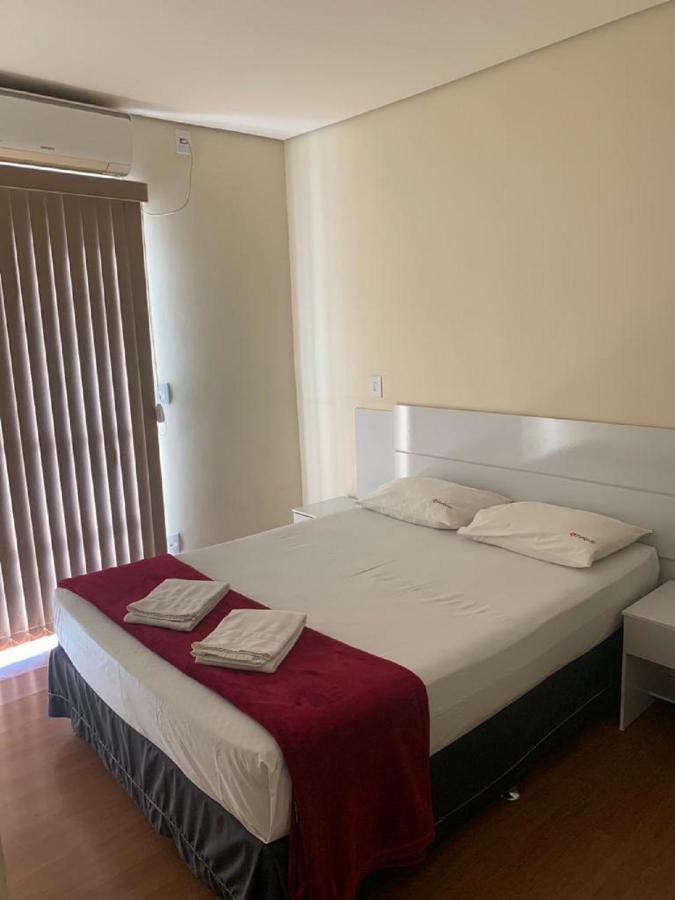 Flor Que Ri - Flats Mobiliados Na Melhor Localizacao Olímpia Exterior foto